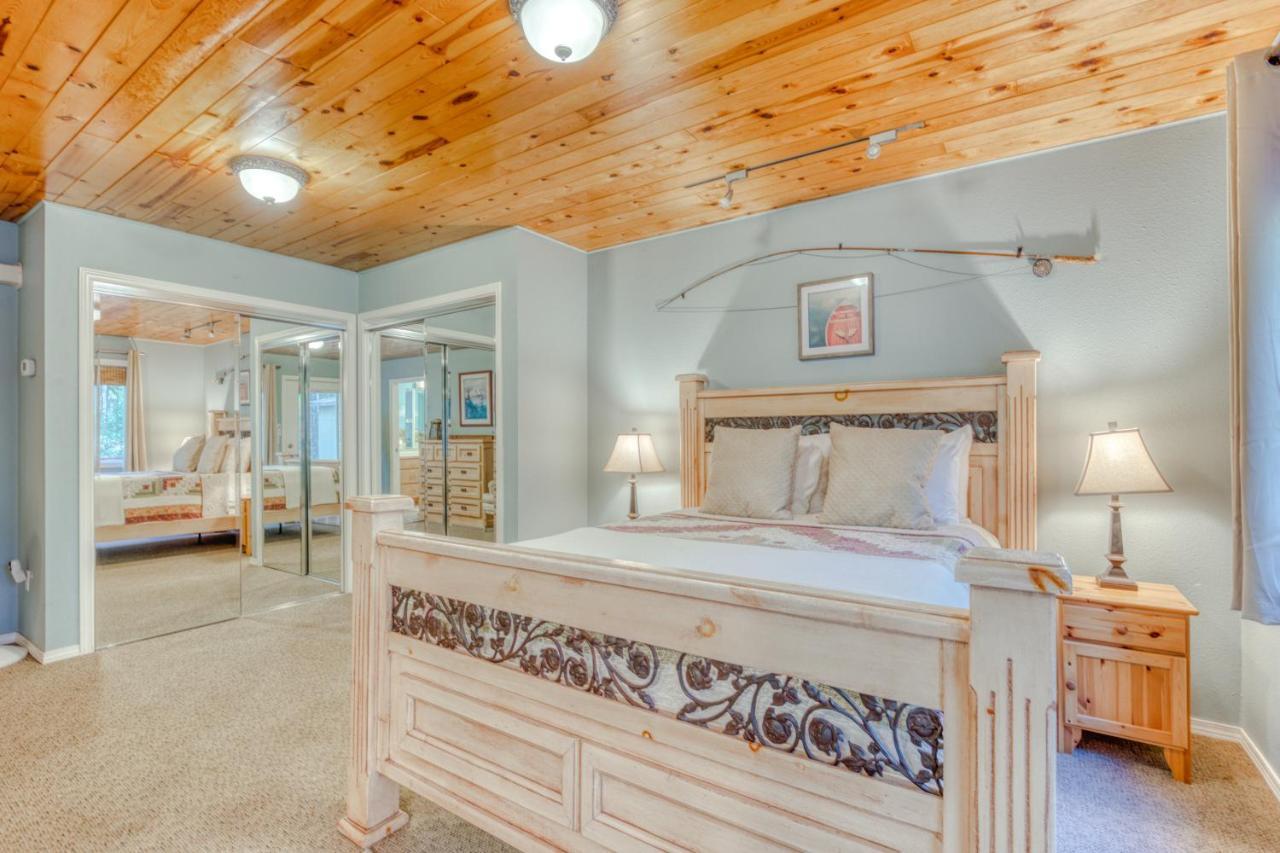 Stone'S Throw Villa Welches Bagian luar foto