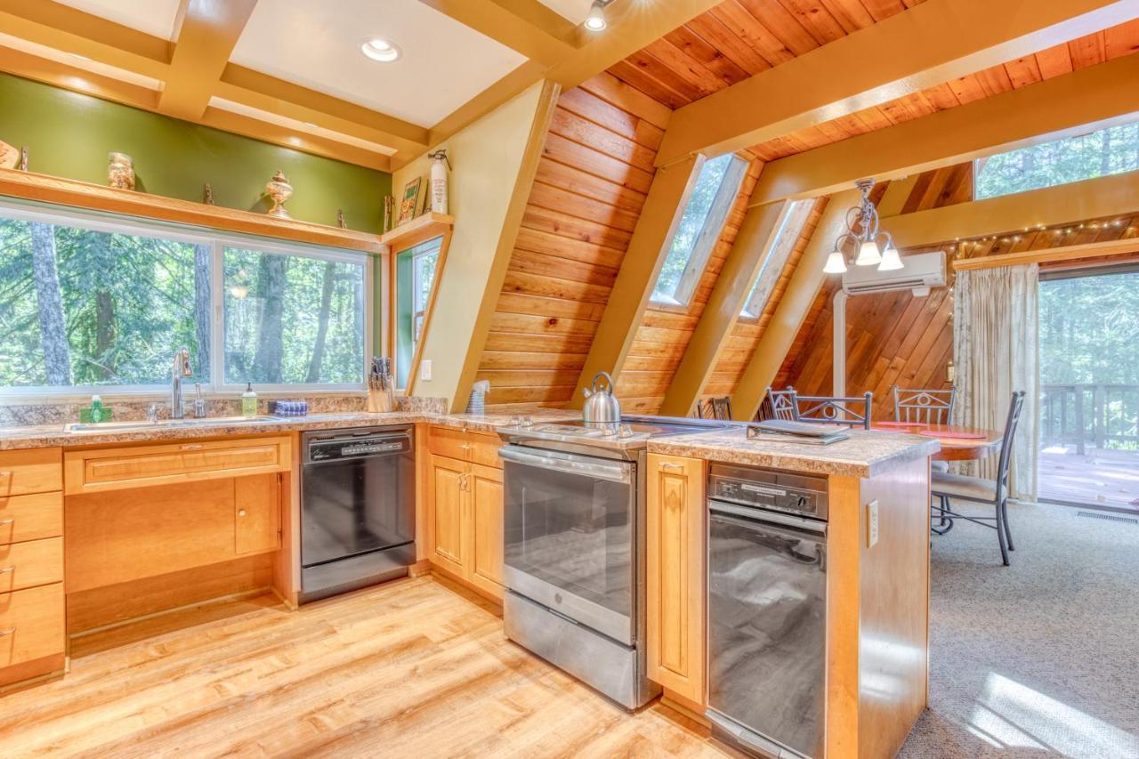 Stone'S Throw Villa Welches Bagian luar foto