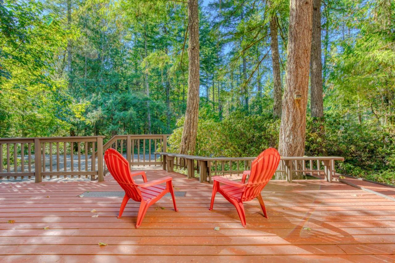 Stone'S Throw Villa Welches Bagian luar foto