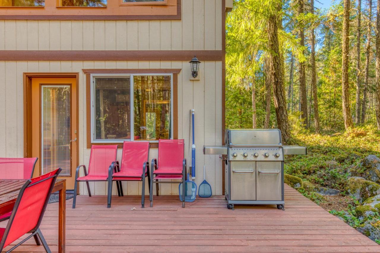 Stone'S Throw Villa Welches Bagian luar foto