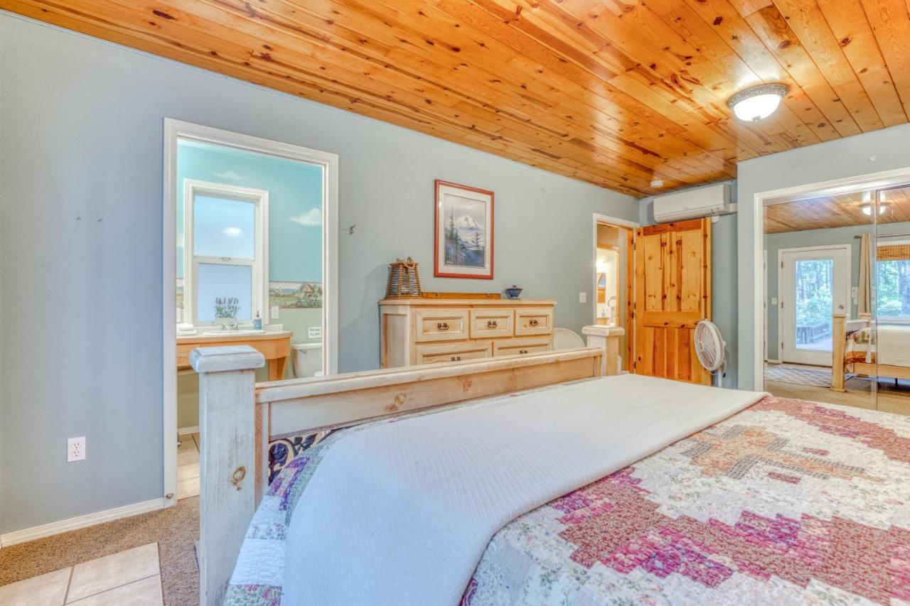 Stone'S Throw Villa Welches Bagian luar foto