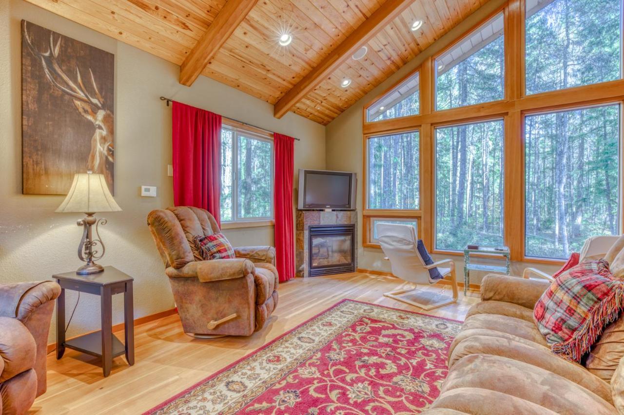 Stone'S Throw Villa Welches Bagian luar foto