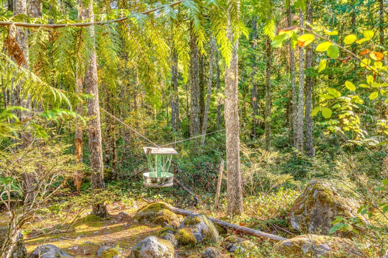 Stone'S Throw Villa Welches Bagian luar foto