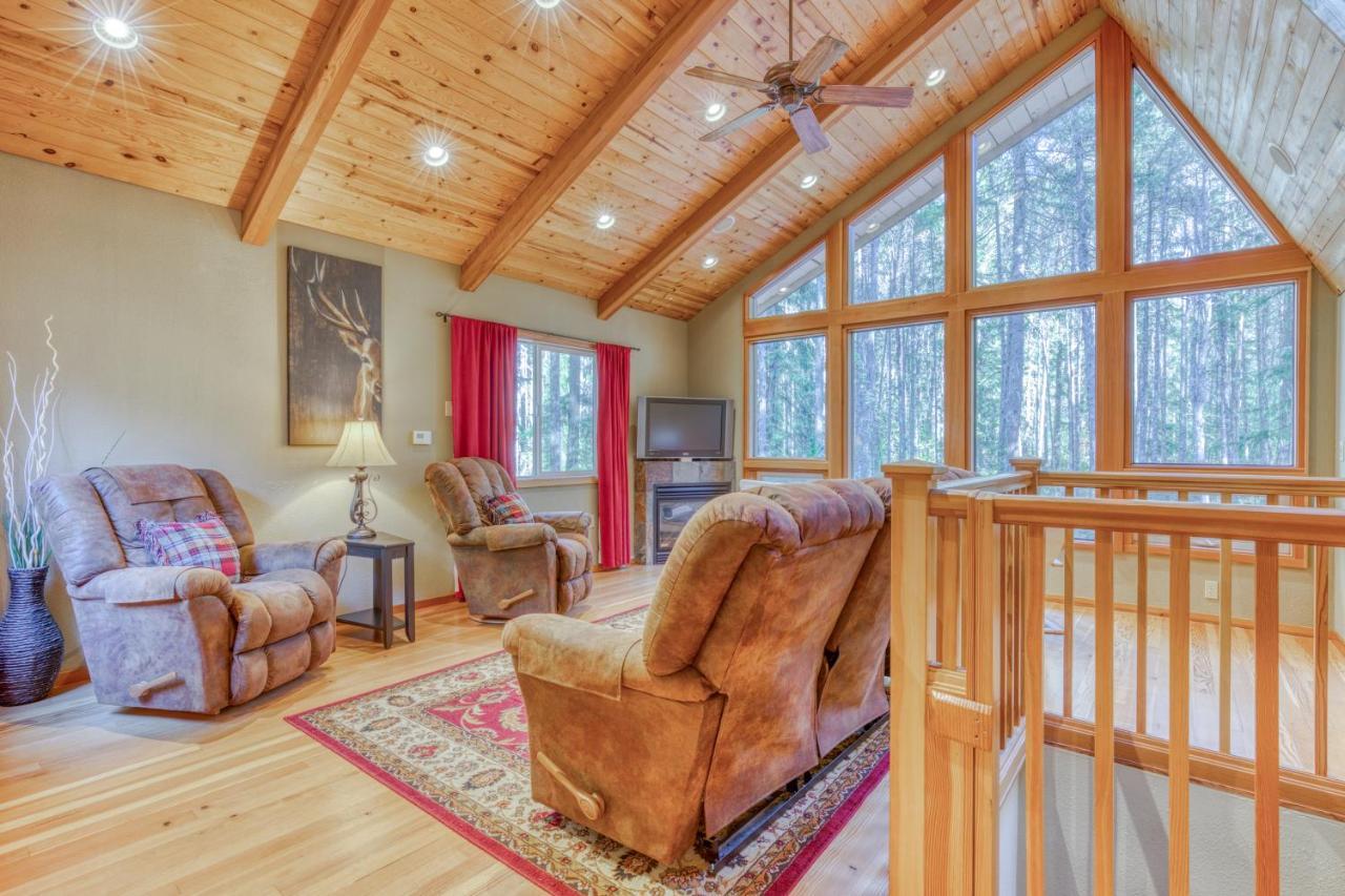 Stone'S Throw Villa Welches Bagian luar foto