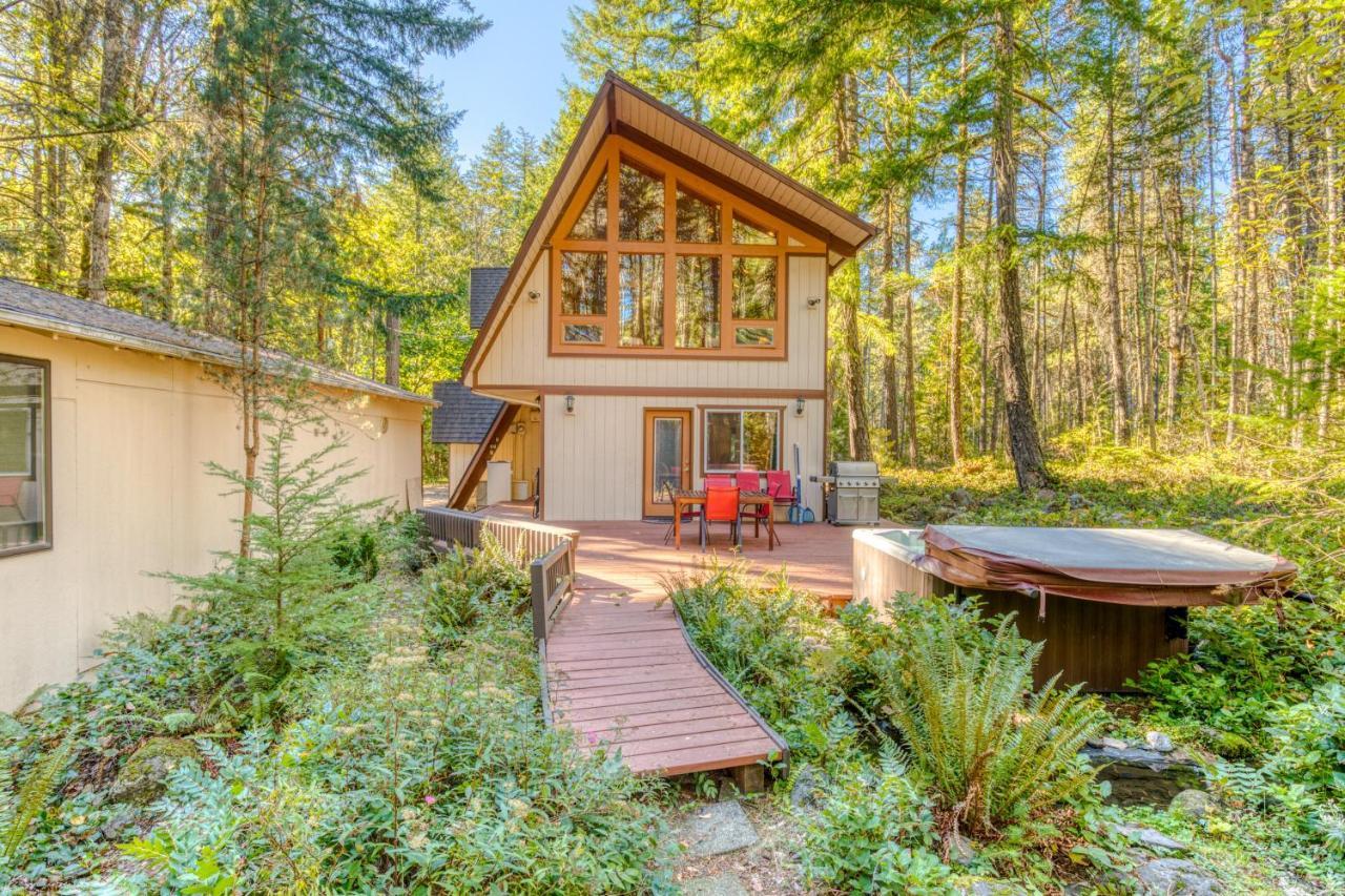 Stone'S Throw Villa Welches Bagian luar foto